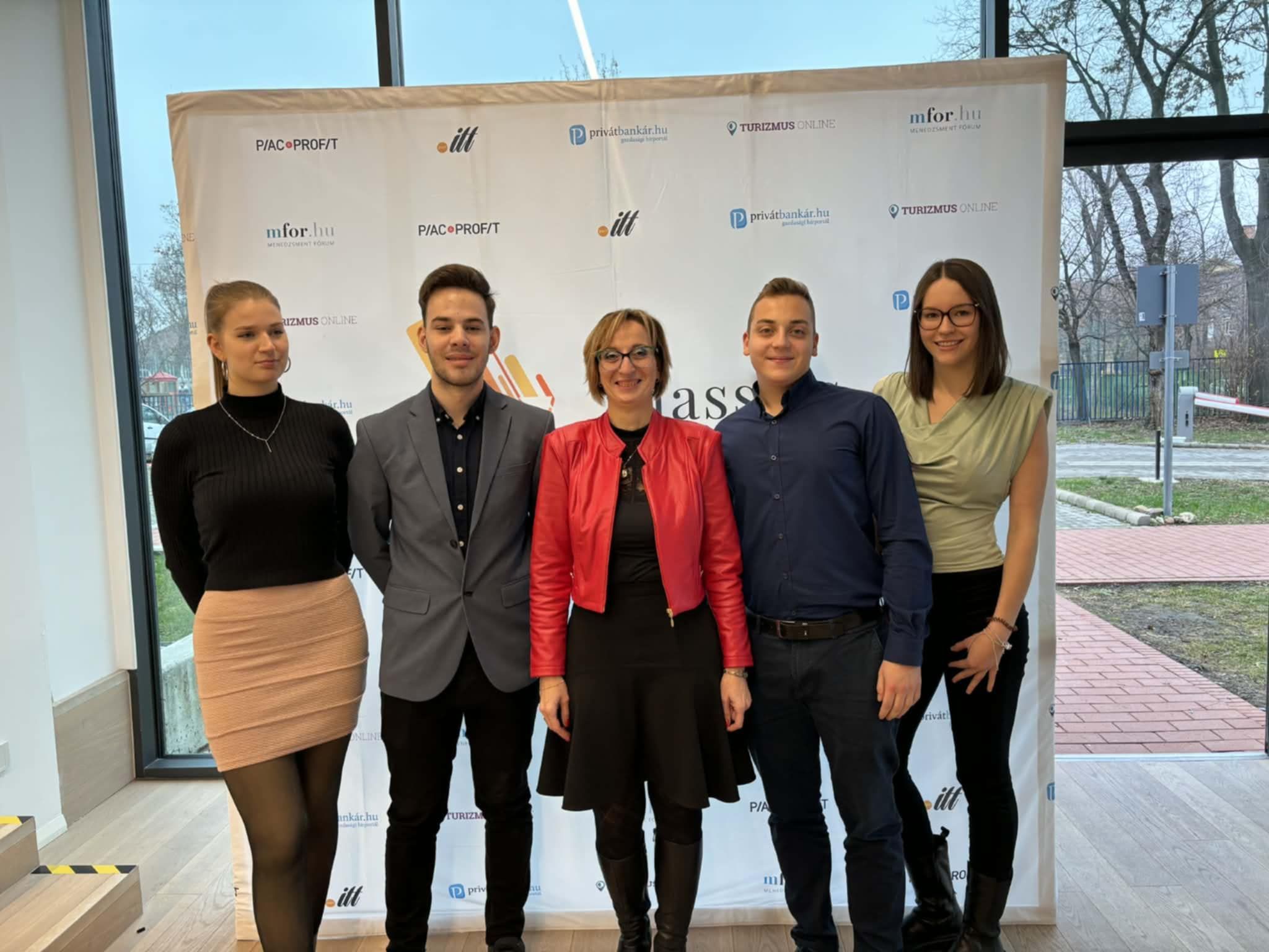 Országos második helyezés Legyél Te is Pénzügyi Junior Klasszis versenyen