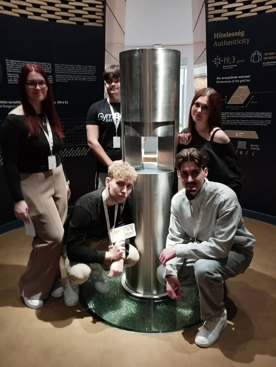 Pénzmúzeumban jártak a Szterényi diákjai