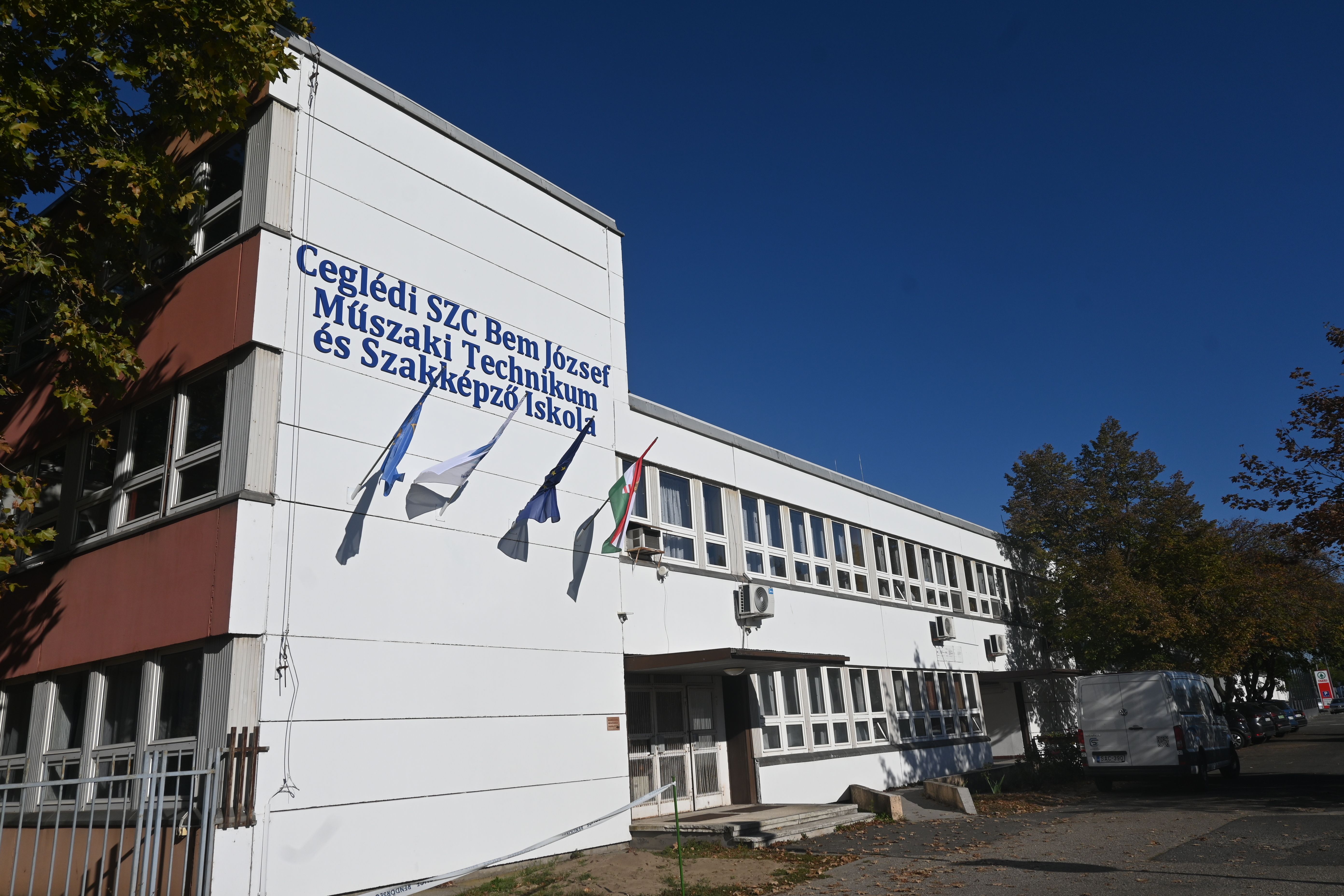 Intézmény épület