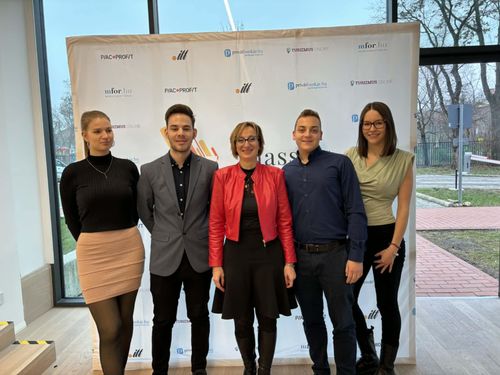 Országos második helyezés Legyél Te is Pénzügyi Junior Klasszis versenyen