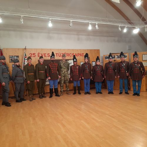 A Nagykátai Tüzércsapat kiállítás megnyitóján jártunk